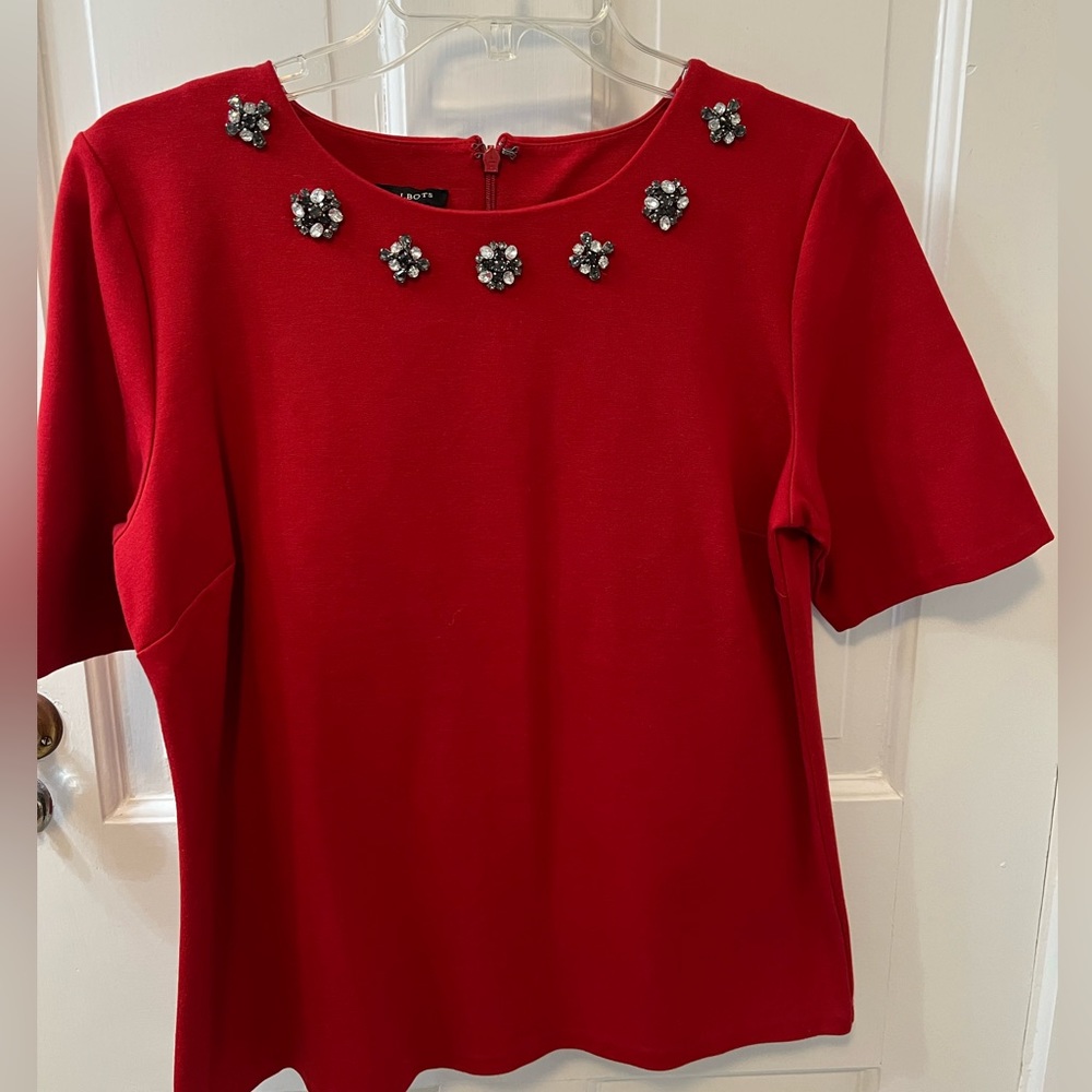 NWT Talbots red thick knit short sleeve top with rhinestone details at neck.